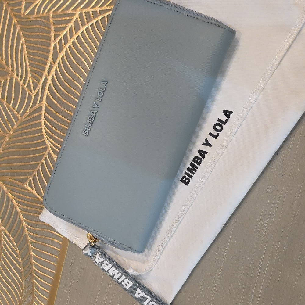 BIMBA Y LOLA  Blue Wallet